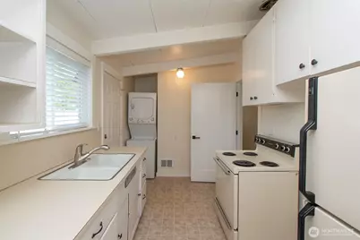 405 W Bell Street, Sequim, WA 98382 - Photo 10