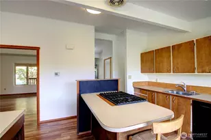 16972 Vaughn Rd, Mount Vernon, WA 98273 - Photo 10