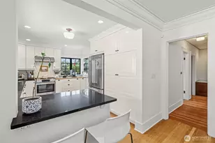 5910 Dayton Ave N, Seattle, WA 98103 - Photo 10