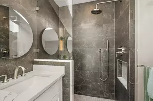 22713 NE 12th Pl, Sammamish, WA 98074 - Photo 16