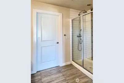 9849 6th Place SW, Seattle, WA 98106 - Photo 8