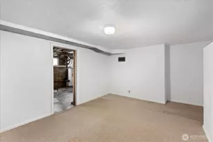 307 I St SE, Auburn, WA 98002 - Photo 28