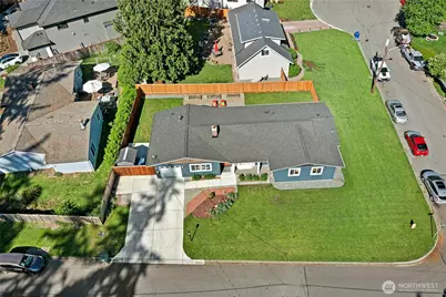 2011 145th Avenue SE, Bellevue, WA 98007 - Photo 36