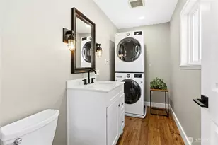 2011 145th Ave SE, Bellevue, WA 98007 - Photo 28