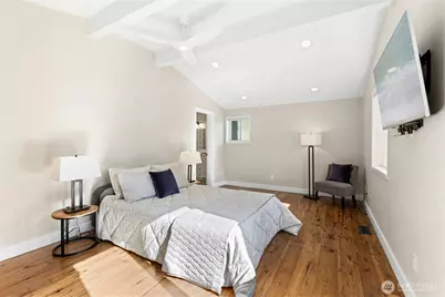 2011 145th Avenue SE, Bellevue, WA 98007 - Photo 18