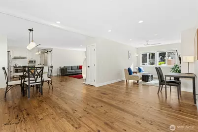 2011 145th Avenue SE, Bellevue, WA 98007 - Photo 16