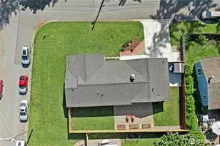 2011 145th Ave SE, Bellevue, WA 98007 - Photo 34