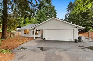 16310 Fremont Pl N, Shoreline, WA 98133 - Photo 2