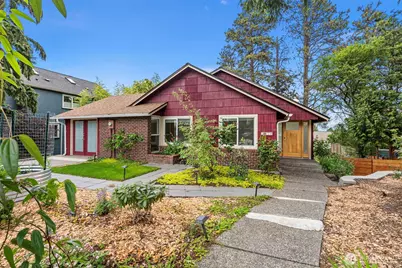 4020 47th Avenue S, Seattle, WA 98118 - Photo 1
