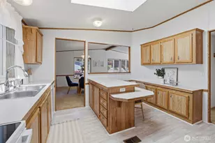 24324 9th Ave W, Bothell, WA 98021 - Photo 12