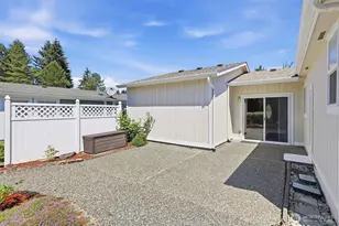 24324 9th Ave W, Bothell, WA 98021 - Photo 28