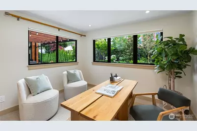3901 E McGilvra Street, Seattle, WA 98112 - Photo 22