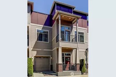 4020 NE 3rd Place #B, Renton, WA 98056 - Photo 2