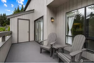 10840 NE 35th Place #2, Bellevue, WA 98004 - Photo 10