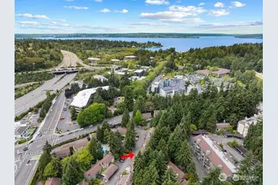10840 NE 35th Place #2, Bellevue, WA 98004 - Photo 24