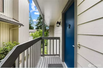 10840 NE 35th Place #2, Bellevue, WA 98004 - Photo 2