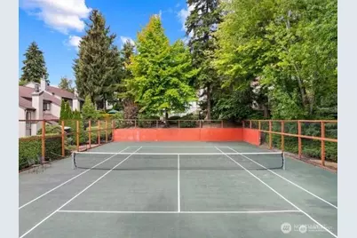 10840 NE 35th Place #2, Bellevue, WA 98004 - Photo 34