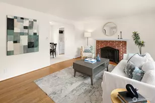 6257 28th Ave NE, Seattle, WA 98115 - Photo 2