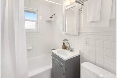 6257 28th Avenue NE, Seattle, WA 98115 - Photo 8