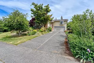 1008 W Toledo St, Bellingham, WA 98229 - Photo 2