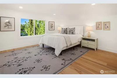 317 NE 58th Street, Seattle, WA 98105 - Photo 18