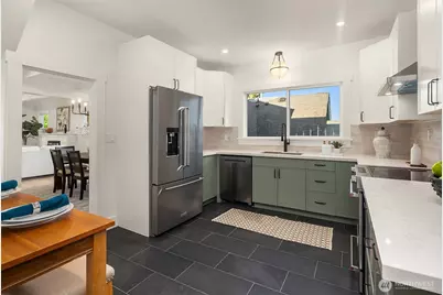 317 NE 58th Street, Seattle, WA 98105 - Photo 10