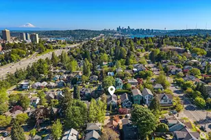 317 NE 58th St, Seattle, WA 98105 - Photo 28