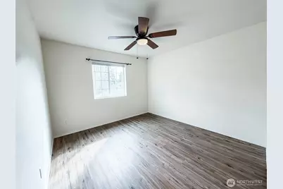 943 College Lane NE, Lacey, WA 98516 - Photo 4