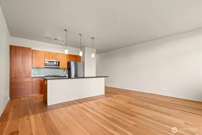 2960 Eastlake Avenue E #111, Seattle, WA 98102 - Photo 14