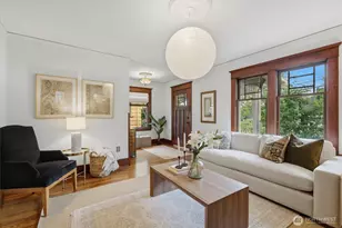 924 N 75th St, Seattle, WA 98103 - Photo 8