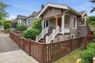 924 N 75th St, Seattle, WA 98103 - Photo 2