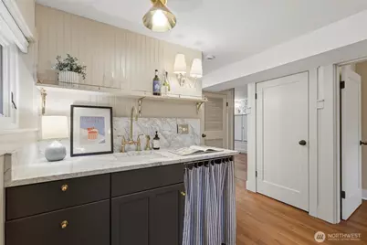 924 N 75th Street, Seattle, WA 98103 - Photo 28