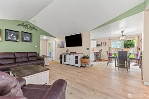 18107 E Clear Lake Blvd SE, Yelm, WA 98597 - Photo 4