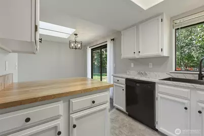9140 Shadberry Drive SE, Olympia, WA 98513 - Photo 16