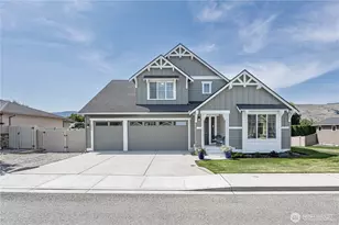 2028 SE Legacy Pl, East Wenatchee, WA 98802 - Photo 2