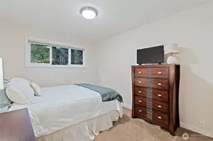 18483 47th Pl NE, Lake Forest Park, WA 98155 - Photo 16