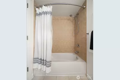 17 W Dravus Street, Seattle, WA 98119 - Photo 30