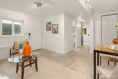 17 W Dravus Street, Seattle, WA 98119 - Photo 28