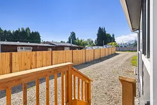 2362 E 5th Ave, Port Angeles, WA 98362 - Photo 6