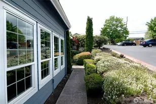 16817 Larch Way, Lynnwood, WA 98037 - Photo 4