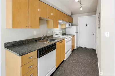 425 Vine Street #421, Seattle, WA 98121 - Photo 6