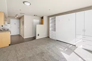 425 Vine St, Seattle, WA 98121 - Photo 10