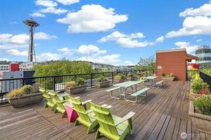 425 Vine St, Seattle, WA 98121 - Photo 18