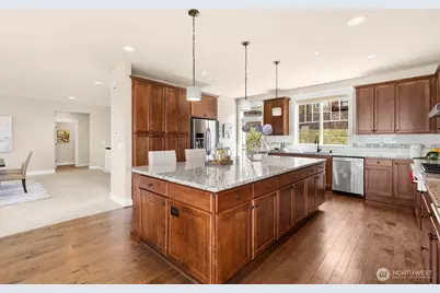 7050 171st Avenue SE, Bellevue, WA 98006 - Photo 10