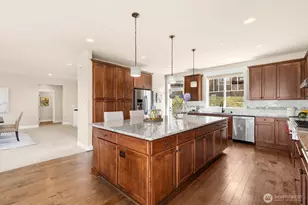 7050 171st Ave SE, Bellevue, WA 98006 - Photo 10