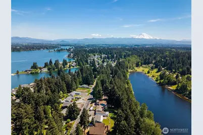 4823 W Tapps Dr E, Lake Tapps, WA 98391 - Photo 2