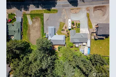 4823 W Tapps Dr E, Lake Tapps, WA 98391 - Photo 32