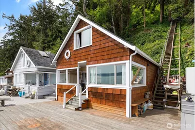 8339 Franklin Road, Clinton, WA 98236 - Photo 4