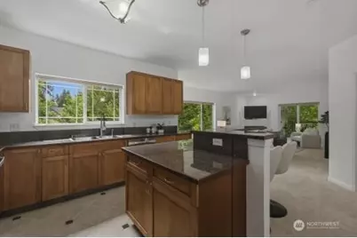 15000 Juanita Drive NE #405, Kenmore, WA 98028 - Photo 8