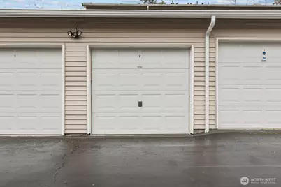 15000 Juanita Drive NE #405, Kenmore, WA 98028 - Photo 34